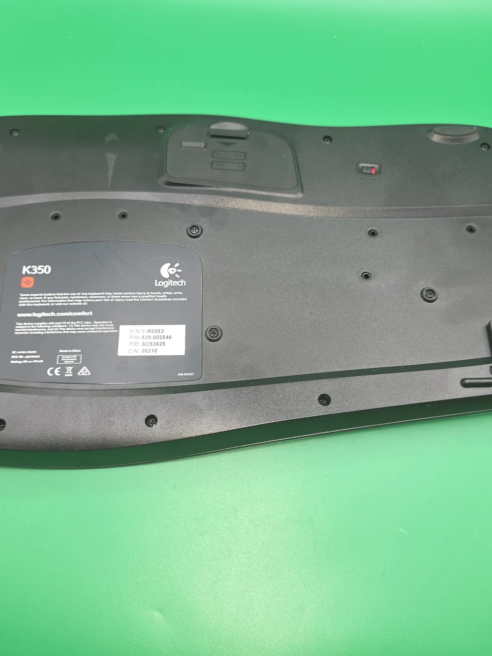 Logitech K350 Ergonomic Wireless Wave Keyboard & M510 Mouse Combo!